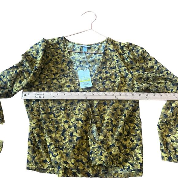 A New Day floral puff sleeve wrap top new with tag size XS - Picture 6 of 7